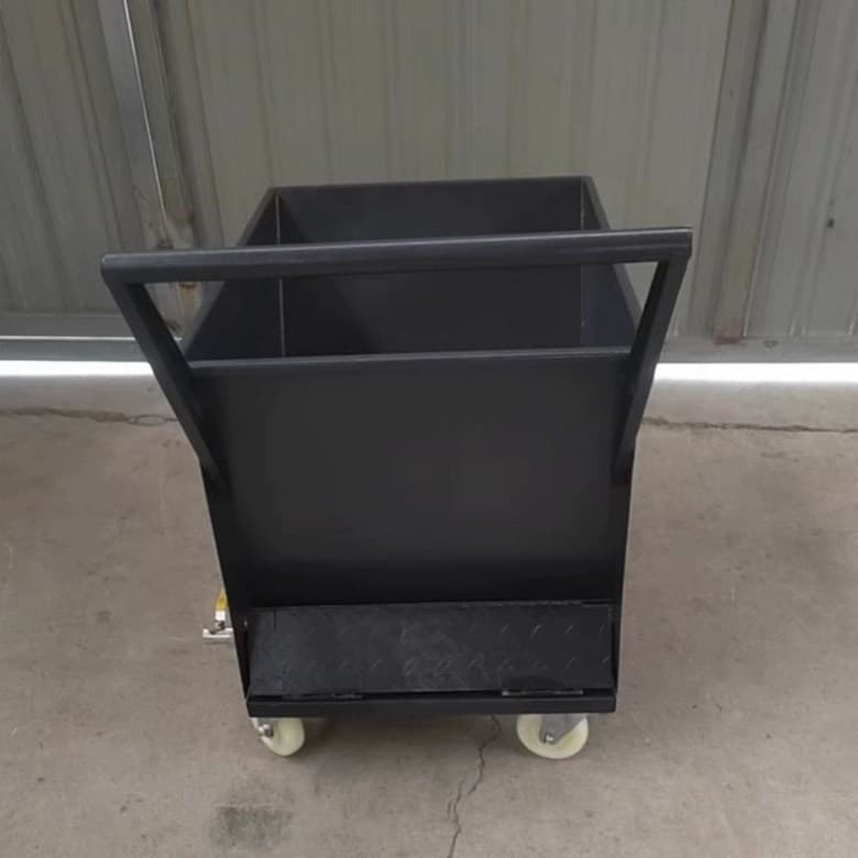 기계실습장 칩통 폐기물  1개  자물쇠 발판 철분 카트